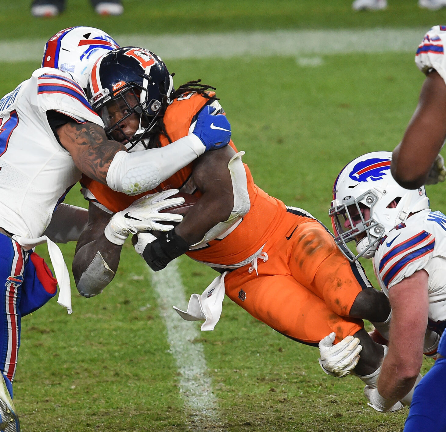 122020-s-broncos 2323.jpg